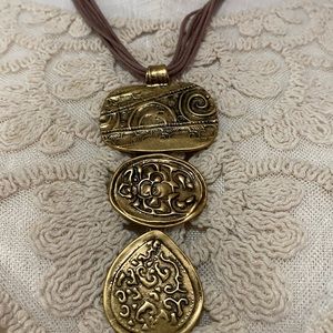 Bronze 3 emblem semi short med necklace